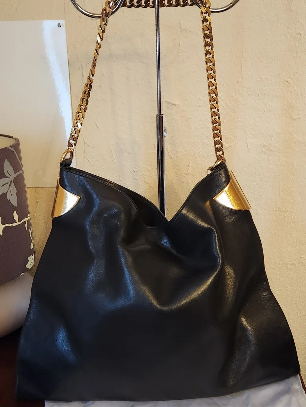 Gucci 1970 Black Leather Shoulder Bag - Picture 11 of 13